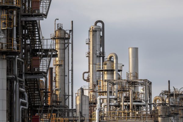 environmental-pollution-industry-exterior-daylight environmental-pollution-industry-exterior-daylight